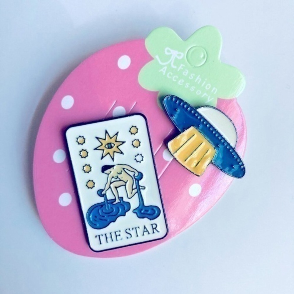 🍒 5/$25 🍒 Enamel Pins The Star